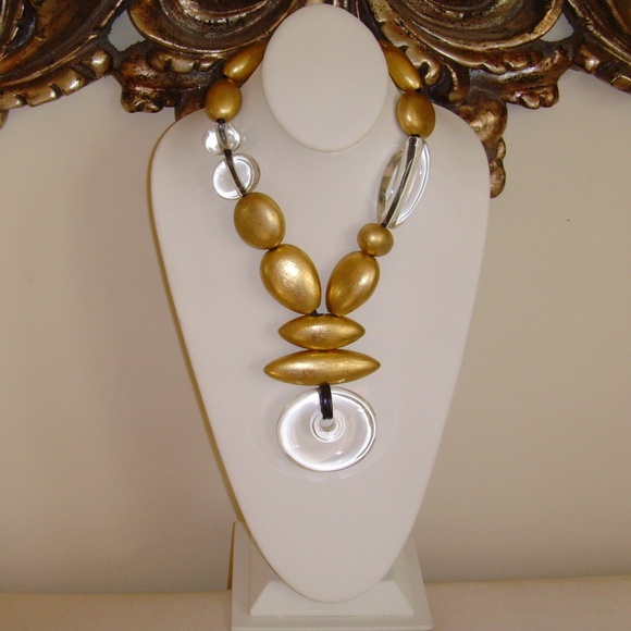 MONIES Clear Lucite and Gold Leaf Necklace - Picture 10 of 14